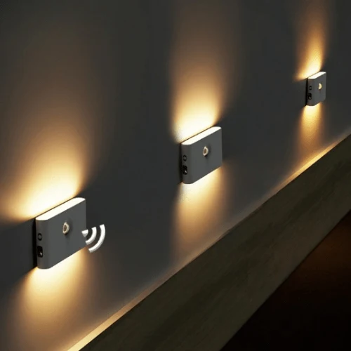Trådløs LED Natlampe med Bevægelsessensor – Nem Montering