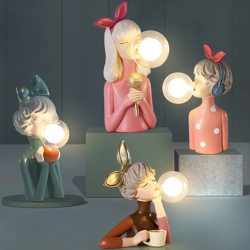 Håndlavet Natlampe med Elegant Design og Naturlig Finish