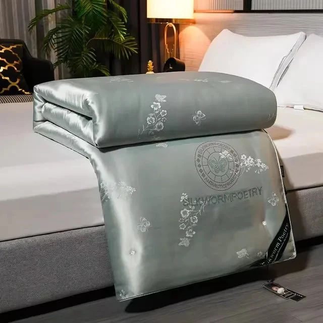 Luksus Sengetøj 155x220 i 100% Mulberry Silke til Vinter