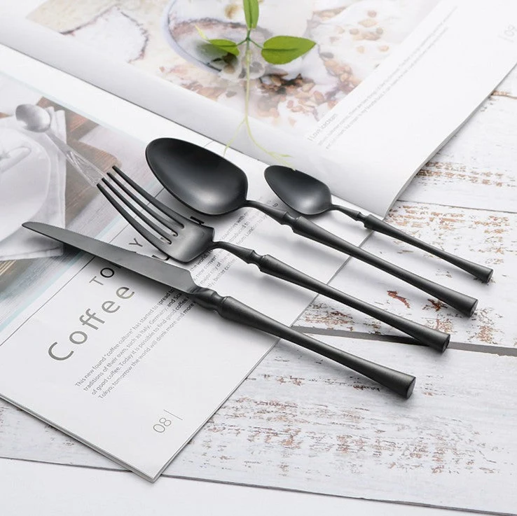 Elegant Bestiksæt i Rustfrit Stål med Stilfuldt Design