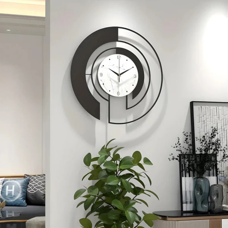Stor Sort Moderne Vægur – Elegant Design til Dit Hjem