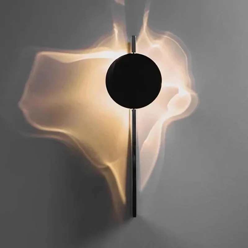 Elegant LED-Væglampe i Krom – Skaber Hygge og Stil