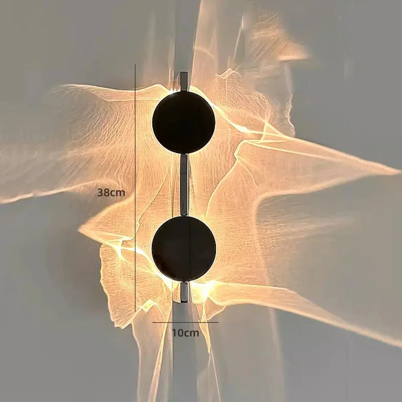 Elegant LED-Væglampe i Krom – Skaber Hygge og Stil