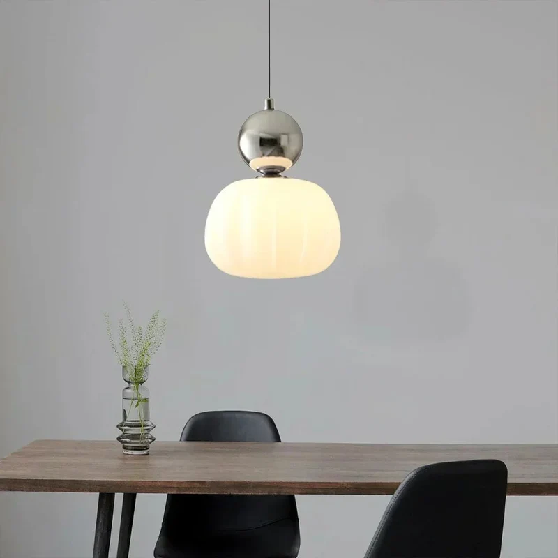 Art Deco Pendel Lampe – Elegant Belysning til Spisestuen
