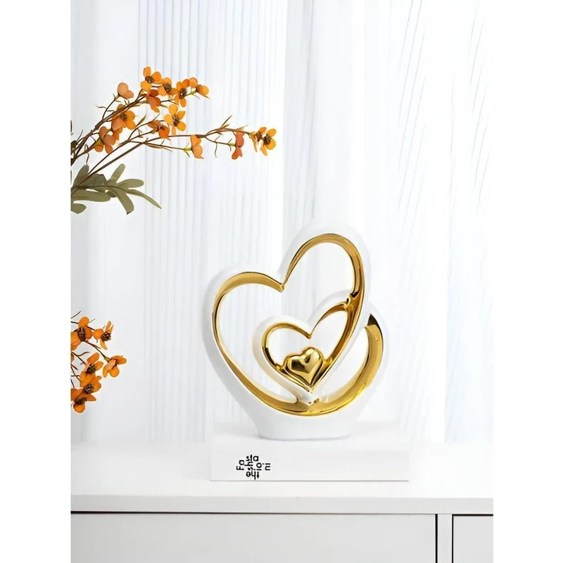 Porcelænsfigur med Dobbelt Hjerte – Evig Kærlighed & Elegance