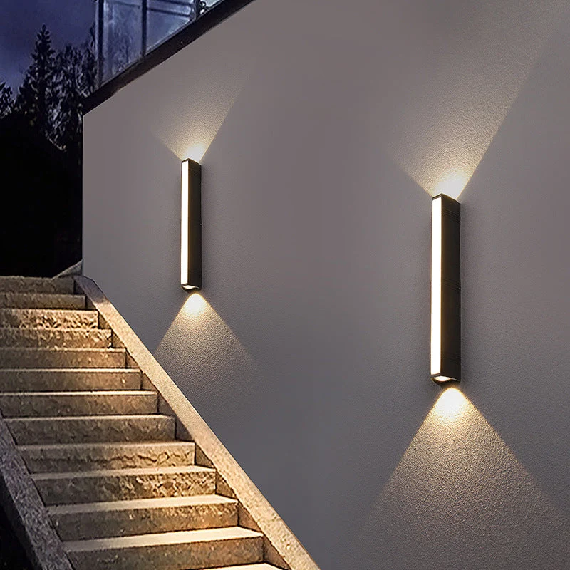 Holdbar udendørs LED væglampe i aluminium - Vandtæt design