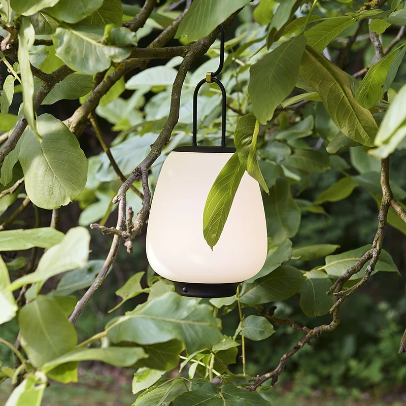 Bærbar Bordlampe med USB-opladning og Elegant Design