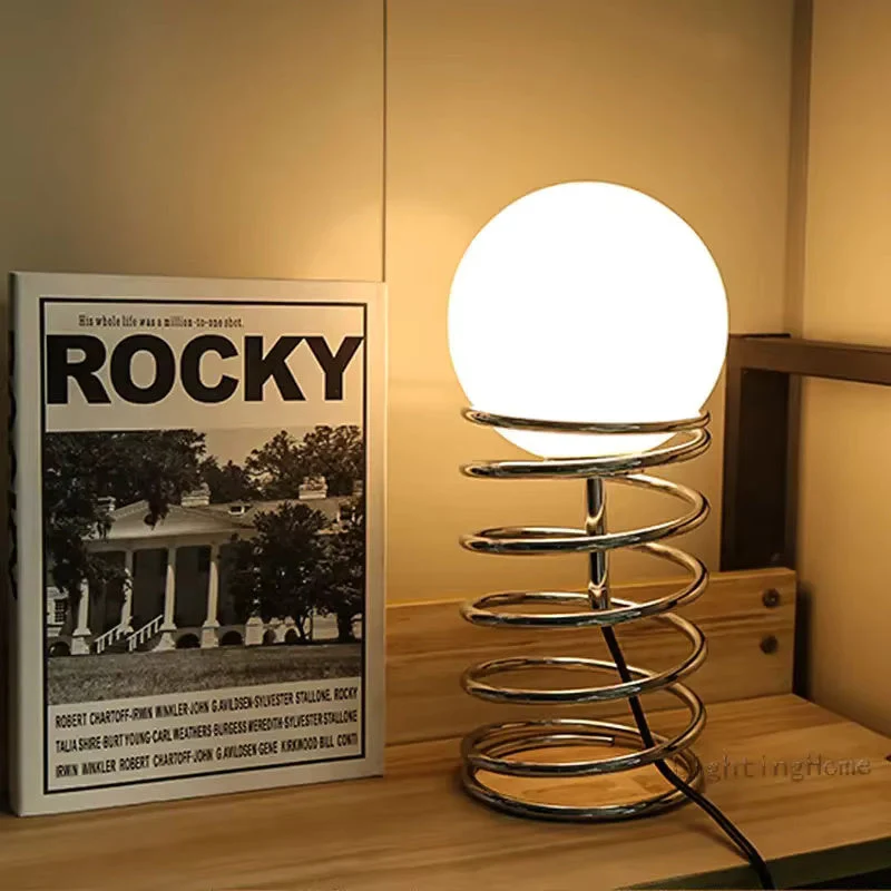 Elegant Bordlampe i Bauhaus-stil for Blødt, Diffust Lys