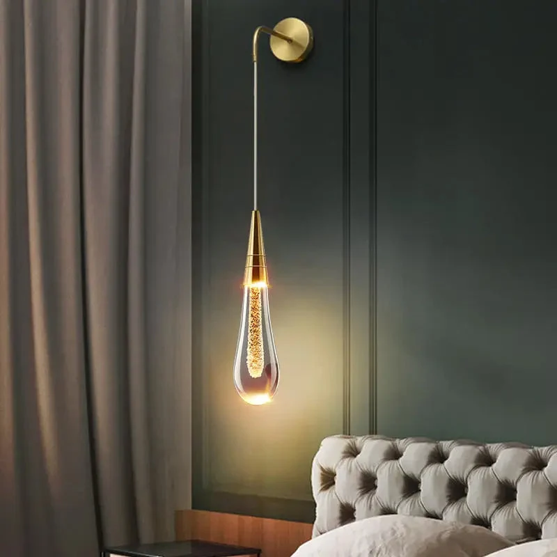 Stilfuld LED Væglampe i Glas med Kristaleffekt