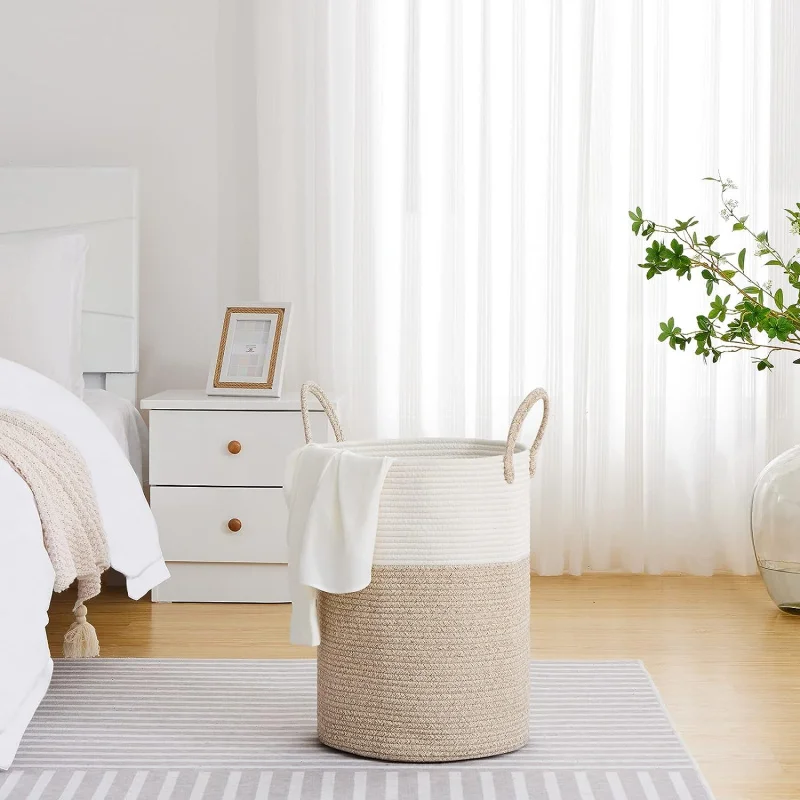 Stor Flettet Vasketøjskurv med Stilfuldt Design og Holdbarhed