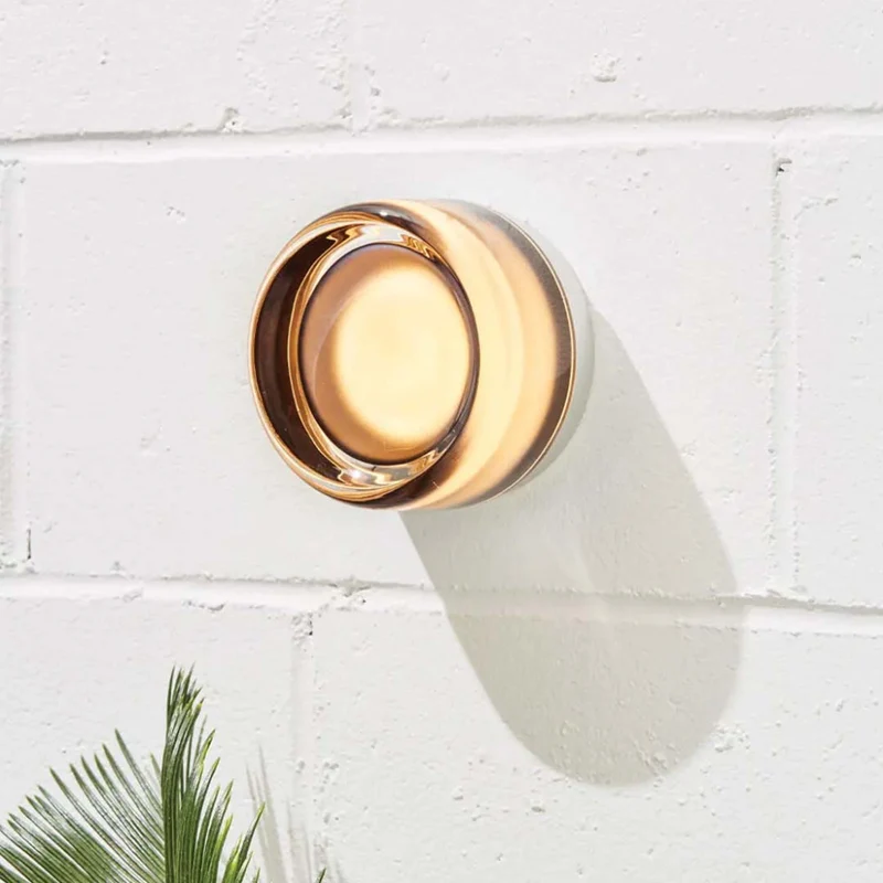 Elegant LED-væglampe med mønster til moderne hjem