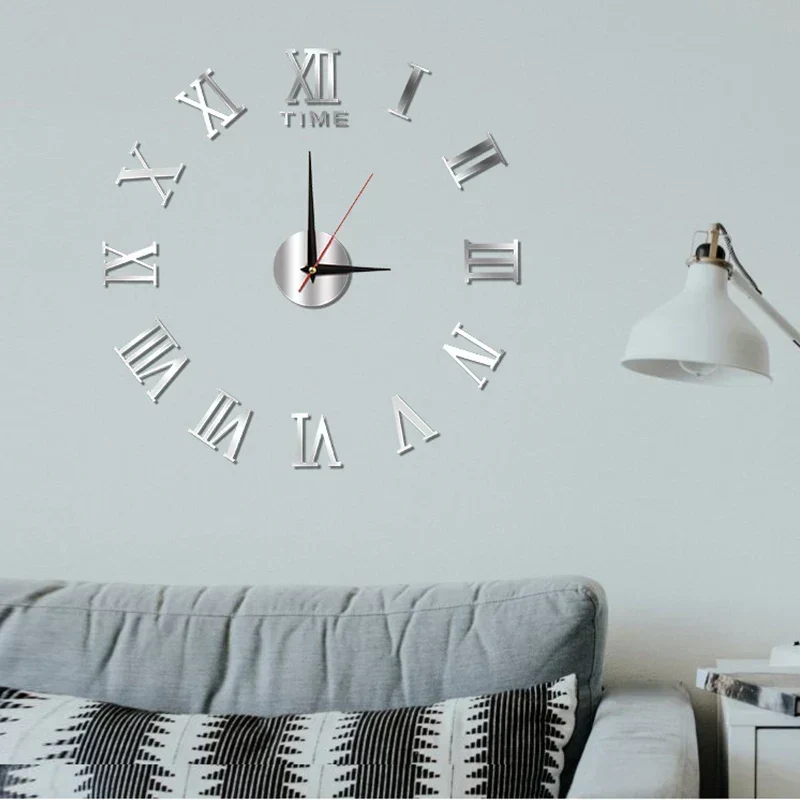 Stor Sort Vægur med Romertal – Klassisk og Elegant Design