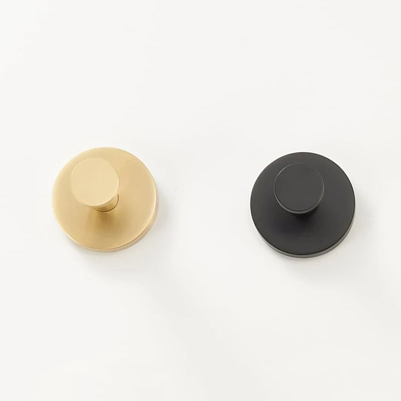 Elegant Messing Badehåndklædeholder | Moderne Design