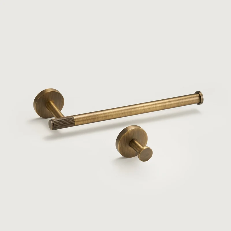 Elegant Messing Badehåndklædeholder | Moderne Design
