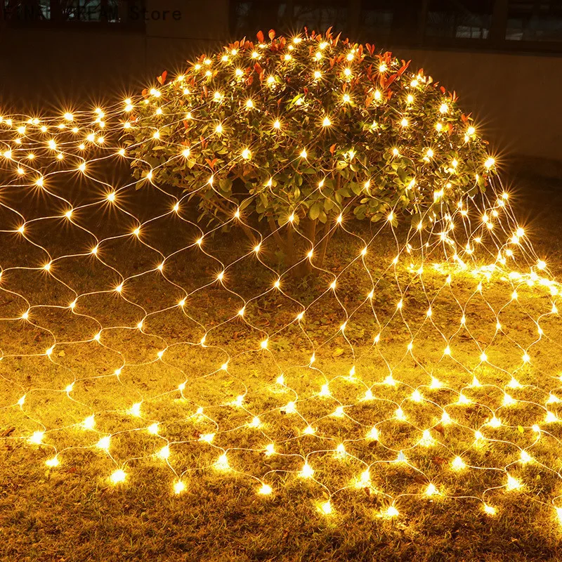 Udendørs LED Lyskæde med 8 Lysmodi – Perfekt til Festlig Hygge