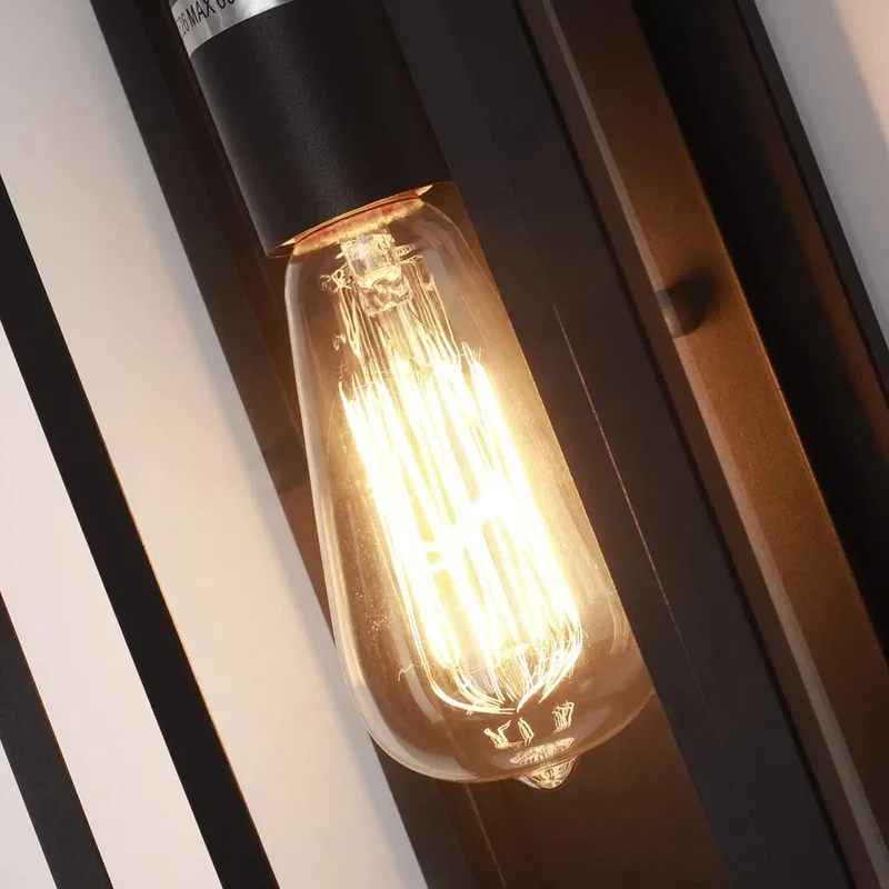 Elegant udendørs væglampe i glas – Moderne og vejrbestandig