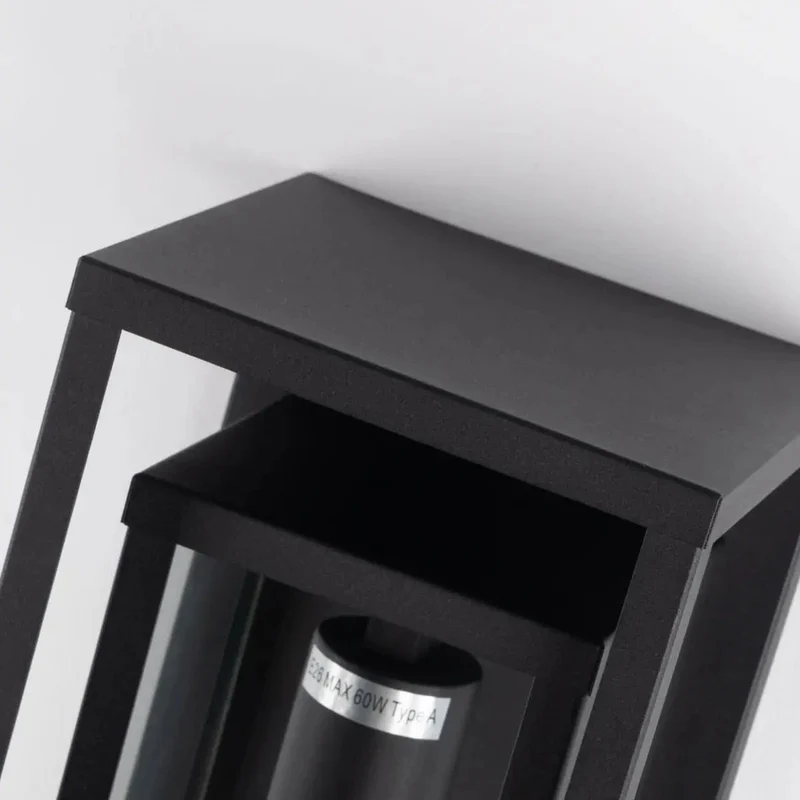 Elegant udendørs væglampe i glas – Moderne og vejrbestandig