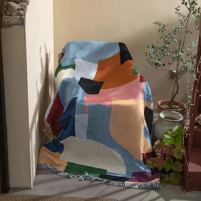 Elegant Abstrakt Vægteppe – Kunstnerisk Præg til Dit Hjem