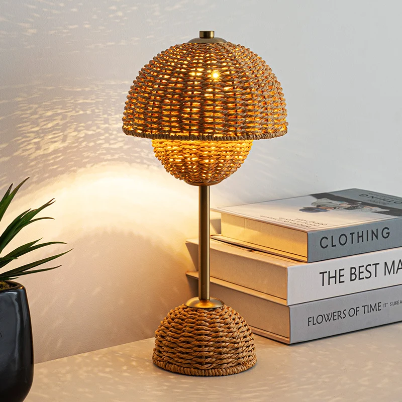 Moderne Bambuslampe med Blød LED-belysning til Hyggestunder