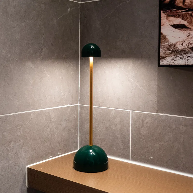 Bærbar LED Lampe med Lang Batteritid og Stilrent Design