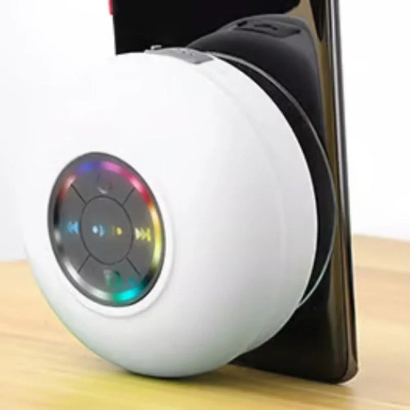 Bærbar Bluetooth Højttaler med Sprøjtetæt Design & LED-lys