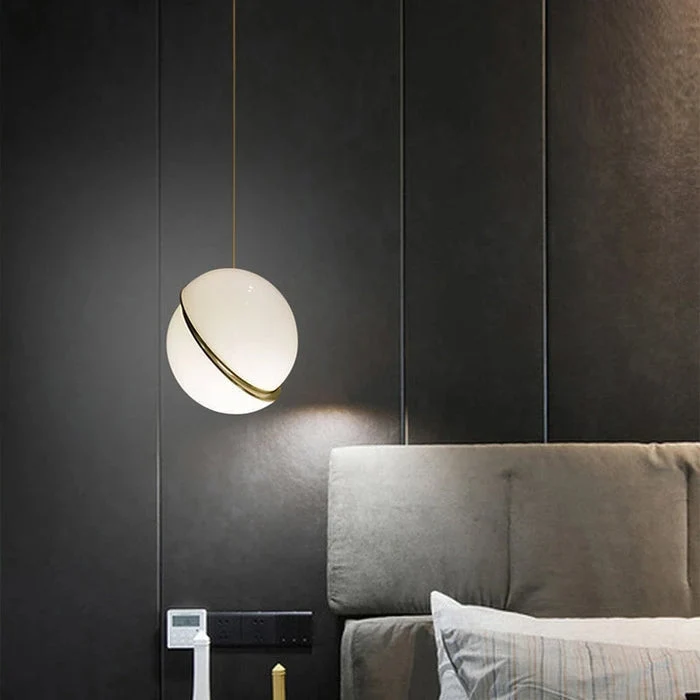Stilren LED-pendel med justerbar højde til moderne hjem