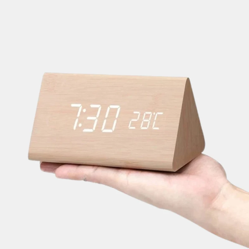 Smart vækkeur med stemmestyring og justerbart LED-display