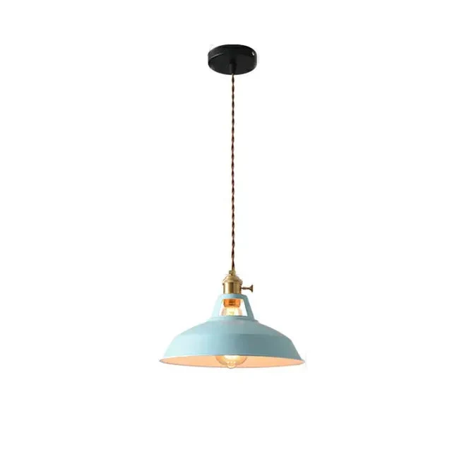 Stilfuld Pendel i Retrodesign – Perfekt til Spisebordet