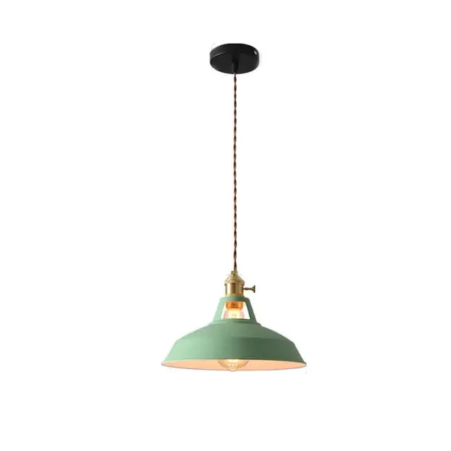 Stilfuld Pendel i Retrodesign – Perfekt til Spisebordet