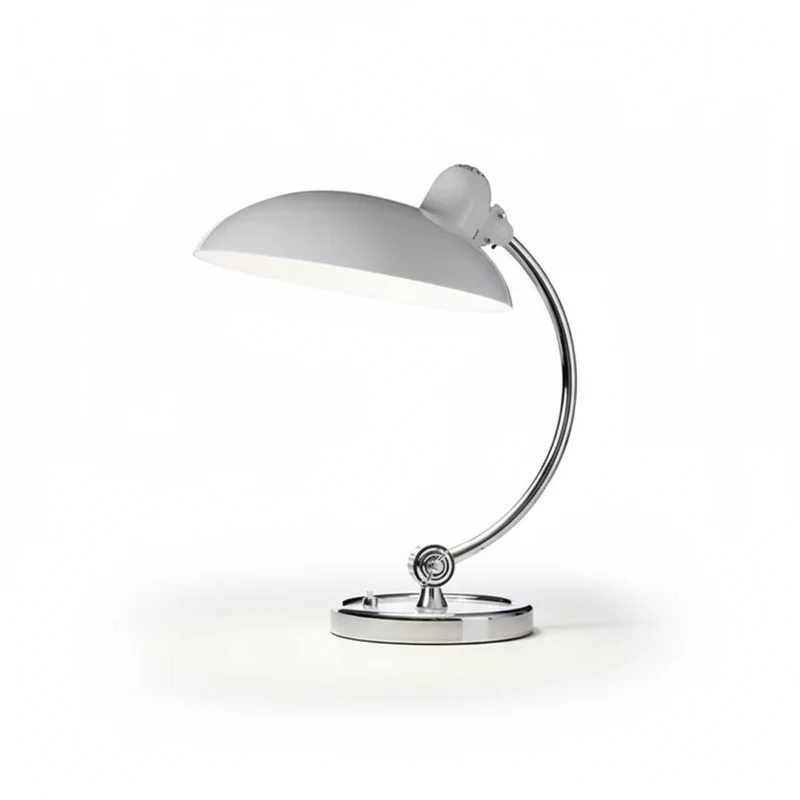 Elegant Eisenbordlampe med Skandinavisk Design og Funktionalitet
