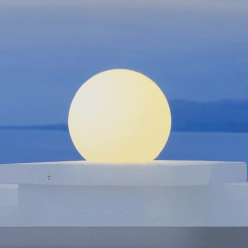 Elegant solcelle kuglelampe til haven – stemningsfuld LED-lys