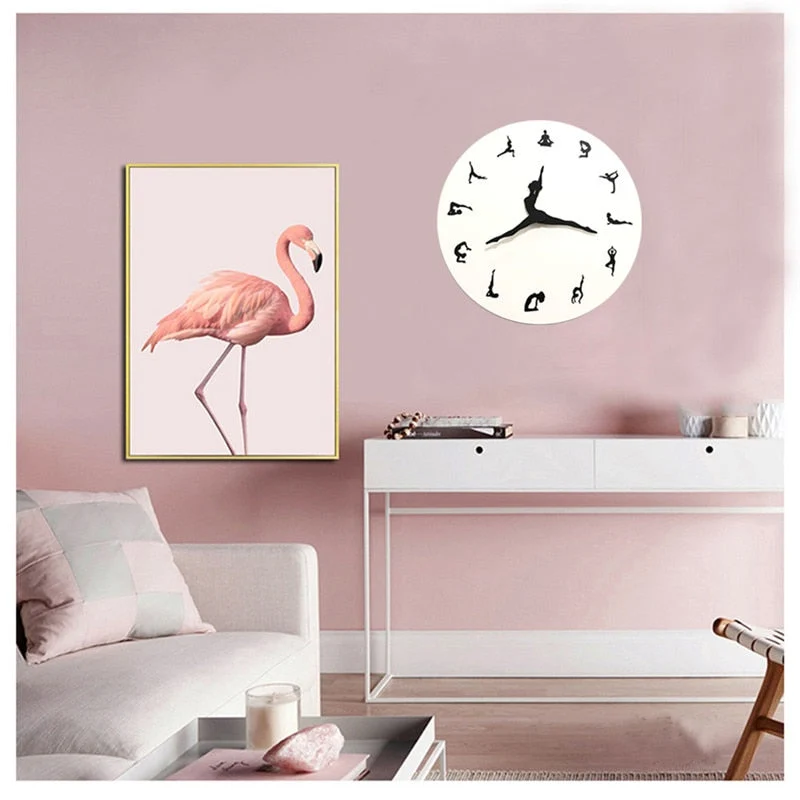 Elegant Vægur i Træ – Modern & Inspirerende Design, 30 cm