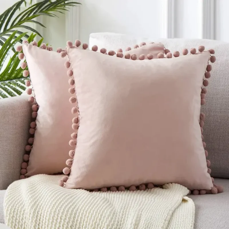 Elegant pyntepude i skandinavisk stil - Komfort og design