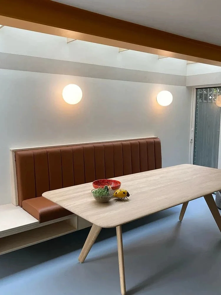 Moderne LED Væglampe i Mattglas – Energi-effektiv belysning