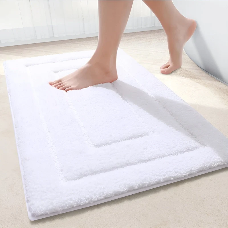 Rutsjesikker Bademåtte i Mikrofiber | Hurtigtørrende & Vaskbar