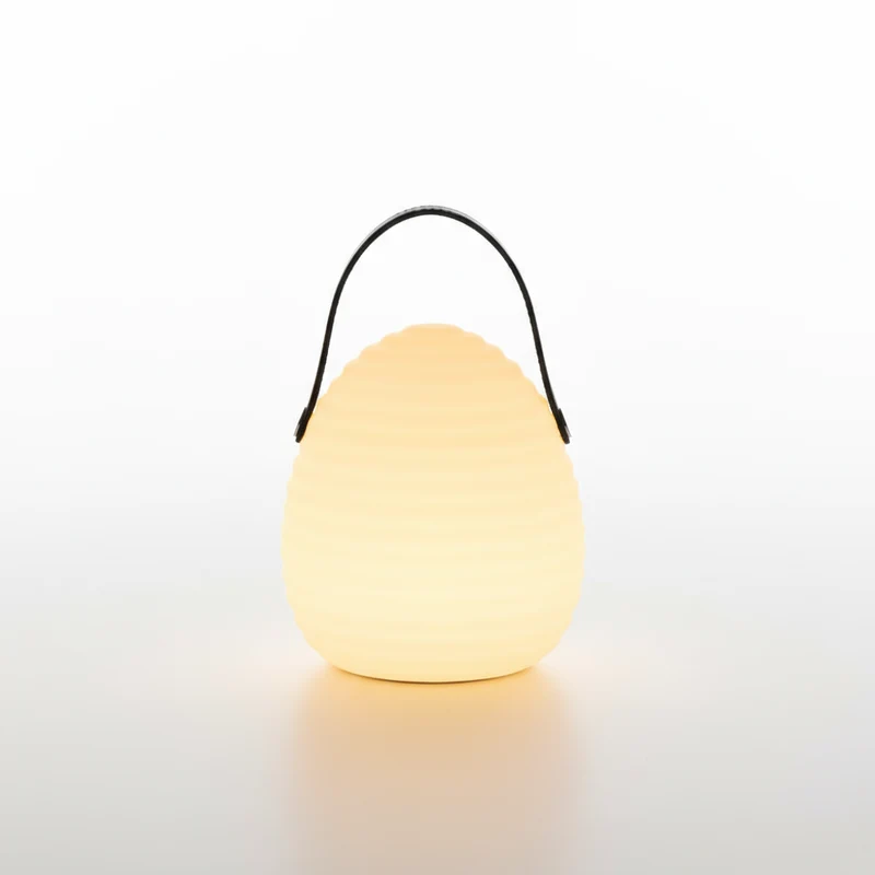 Elegant LED Udendørslampe med Farverigt Lys til Haven