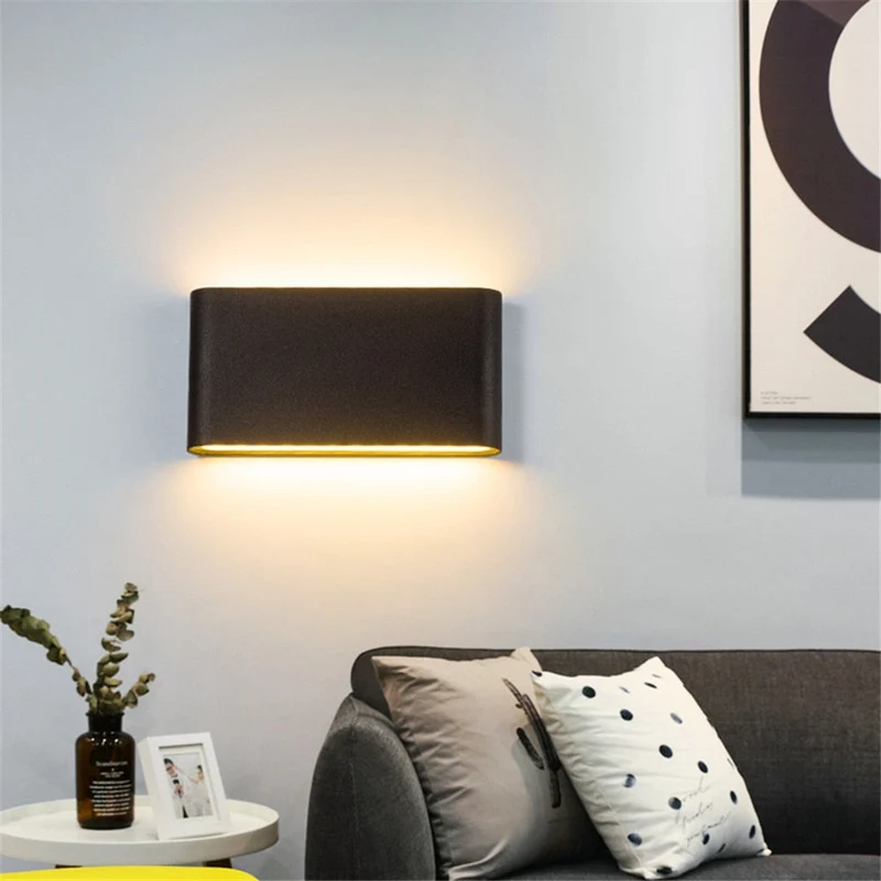 Elegant Udendørs LED Væglampe - Vandtæt & Energibesparende