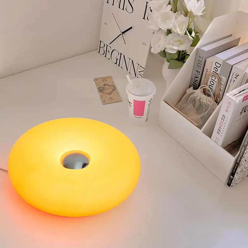Stilfuld LED-lampe med touch og justerbart lys
