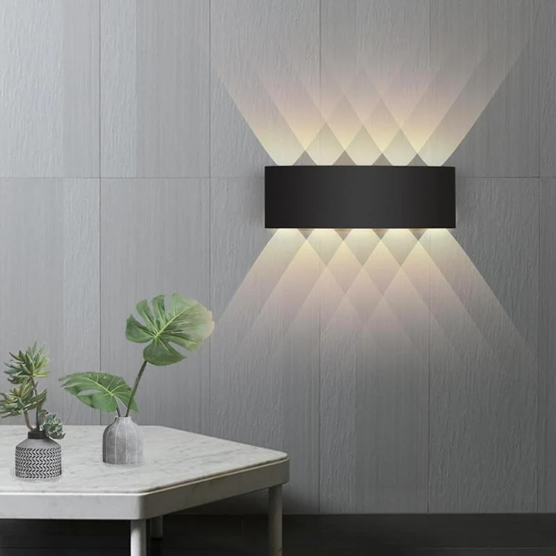 Vandtæt LED-udendørslampe i aluminium med imponerende lys