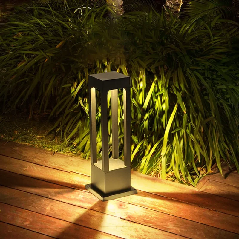 Solcelledrevet udendørslampe med IP65 – Perfekt til haven