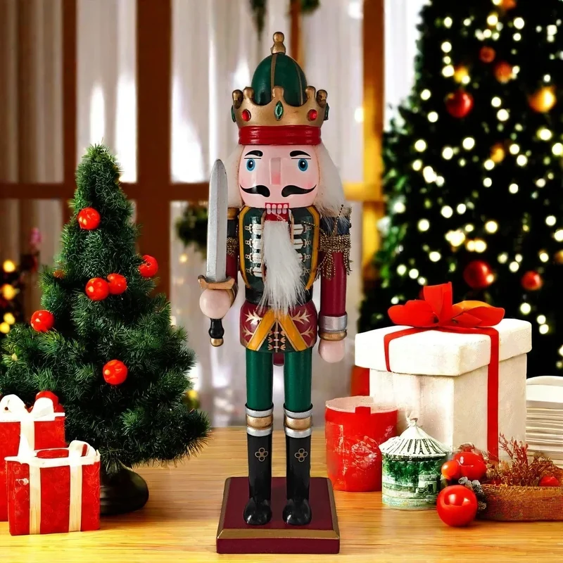 Klassisk Nøddeknækkerfigur i Harpiks til Julehygge