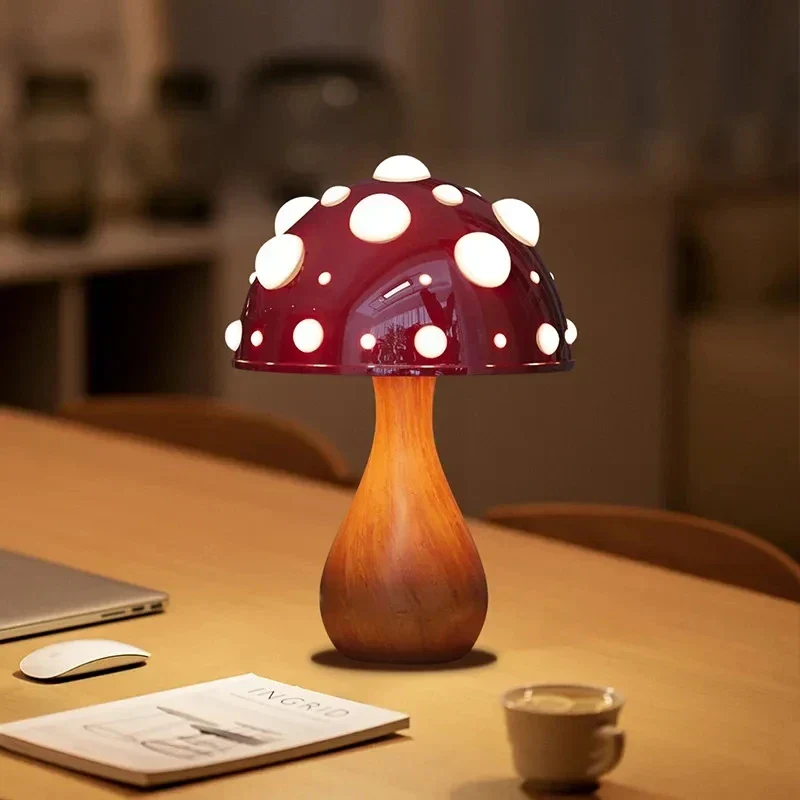 Energibesparende Svampelampe med Naturligt Lysdesign
