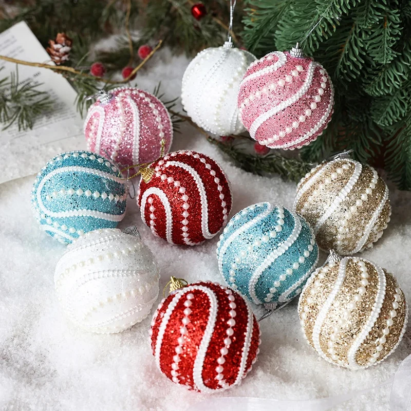 Eksklusive Juleornamenter i Plast – Tidløs Elegance til Træet