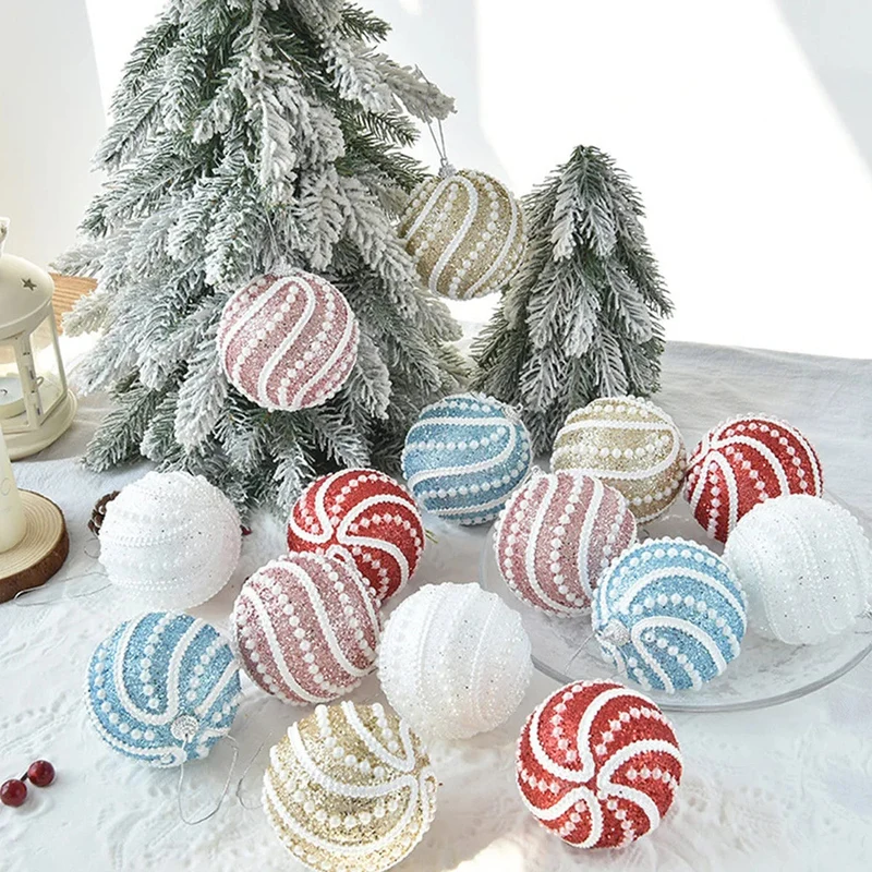 Eksklusive Juleornamenter i Plast – Tidløs Elegance til Træet