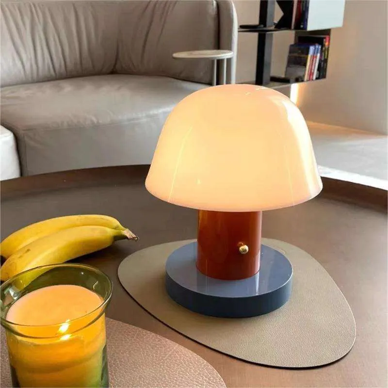 Svampeformet LED Bordlampe – Skab Hygge og Stil i Hjemmet