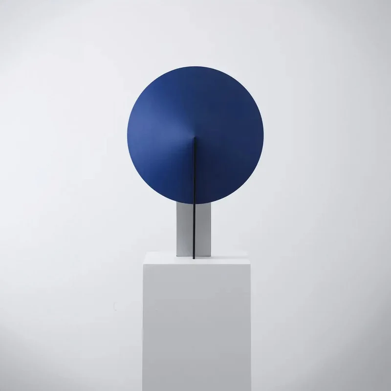 Elegant Cirkel Bordlampe med Blød, Indbydende Glød