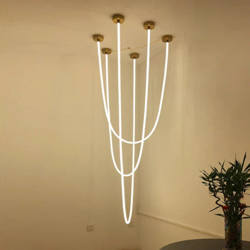 Stilfuldt LED Loftlys med 360° Belysning til Moderne Hjem