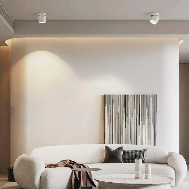 Stilrent Loftspot med Justerbar LED til Effektiv Belysning