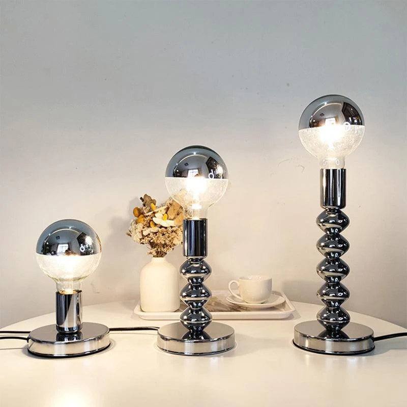 Elegant Skrivebordslampe med Holdbart Design til Hverdagsbrug