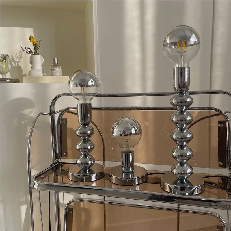 Elegant Skrivebordslampe med Holdbart Design til Hverdagsbrug